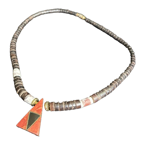 Puka Coconut Shell Beaded Necklace Surfer Style With Triangle Inlay Pendant 17" - Picture 1 of 6
